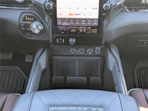 Certified 2025 RAM 1500 Limited image 19