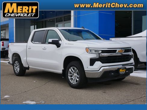 Used 2022 Chevrolet Silverado 1500 LT AWD/4WD image 1