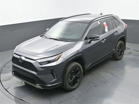 New 2025 Toyota RAV4 XSE w/ Advanced Technology Package image 31