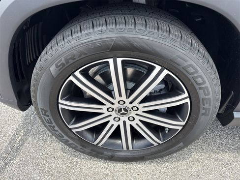 New 2025 Mercedes-Benz GLE 350 4MATIC image 9