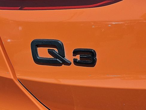 Used 2021 Audi Q3 2.0T Premium AWD/4WD image 14
