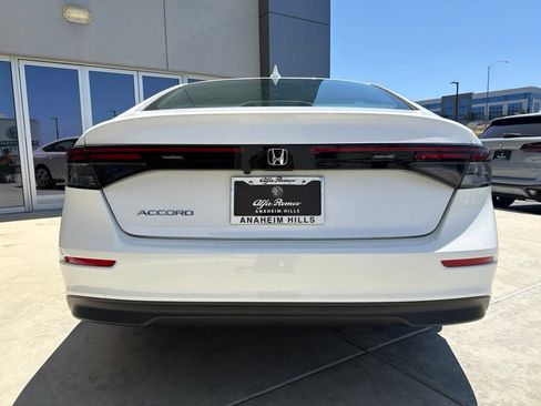 Used 2025 Honda Accord LX image 8