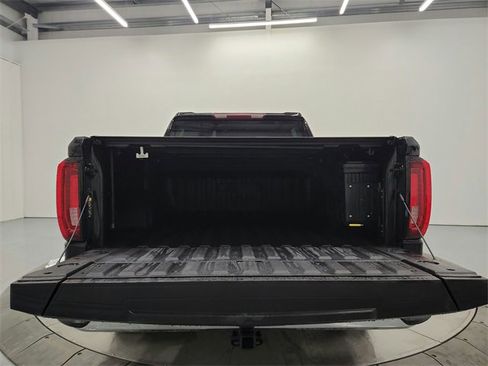 Used 2022 GMC Sierra 1500 SLT w/ SLT Convenience Package image 35