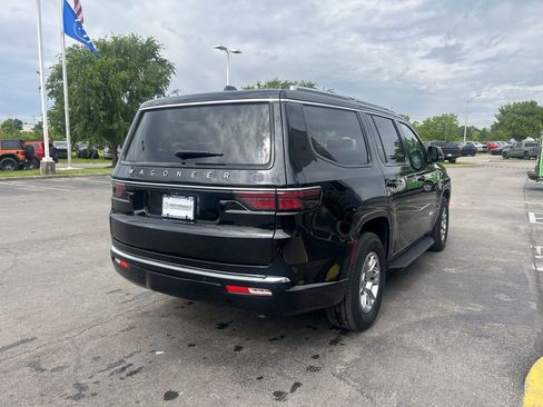 Used 2024 Jeep Wagoneer 2WD w/ Convenience Group I image 3