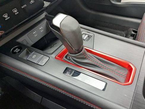 New 2026 Nissan Kicks SR w/ Cold Weather Package FWD image 21