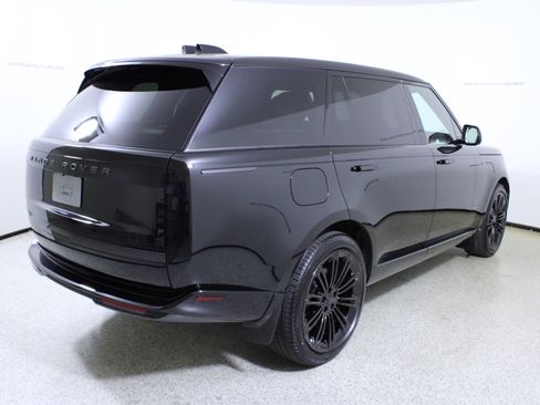 New 2026 Land Rover Range Rover Long Wheelbase SE AWD/4WD image 7