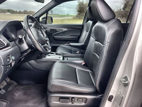 Used 2023 Honda Passport EX-L image 11