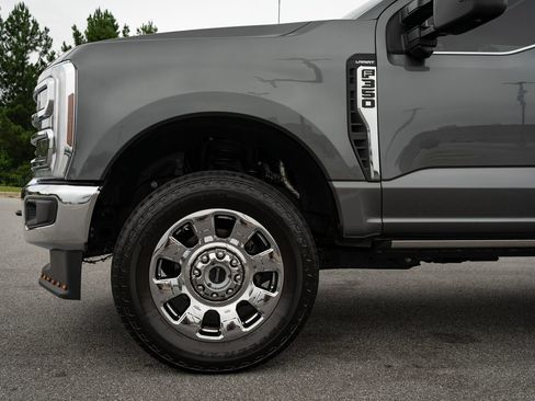 Used 2026 Ford F350 Lariat w/ Chrome Package AWD/4WD image 4