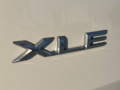 Used 2024 Toyota Grand Highlander XLE image 13