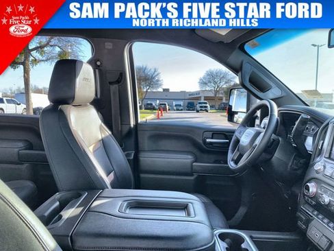 Used 2022 GMC Sierra 2500 AT4 image 18