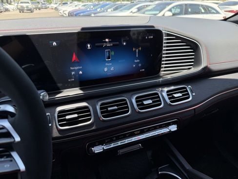 New 2025 Mercedes-Benz GLE 53 AMG 4MATIC image 18