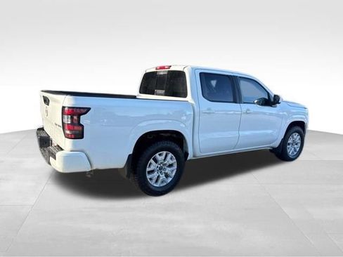 Used 2023 Nissan Frontier SV w/ SV Convenience Package image 5