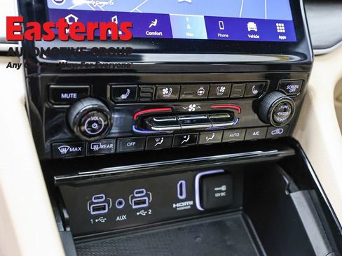 Used 2023 Jeep Grand Cherokee 4WD 4xe w/ Luxury Tech Group II image 21