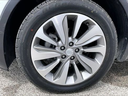 Used 2018 Buick Encore Preferred w/ LPO, Active Package FWD image 8