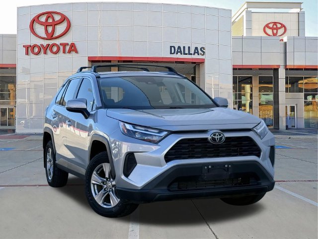 Used 2023 Toyota RAV4 XLE w/ XLE Grade Weather Package AWD/4WD image 1