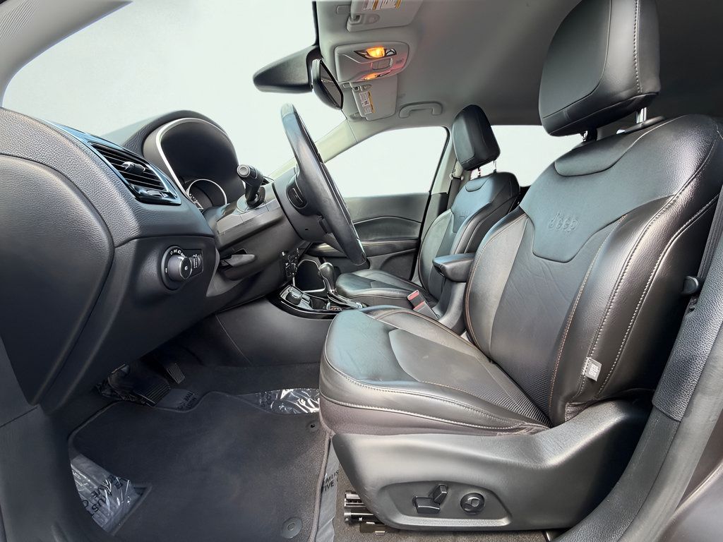 Used 2020 Jeep Compass Limited AWD/4WD image 15