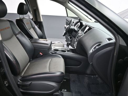 Used 2019 Nissan Pathfinder SV w/ Rock Creek Edition FWD image 26