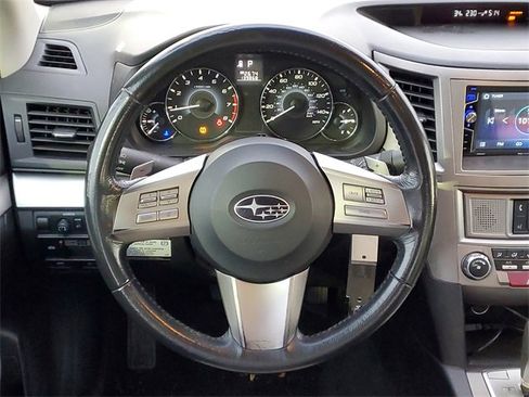 Used 2010 Subaru Legacy 2.5i Premium image 29