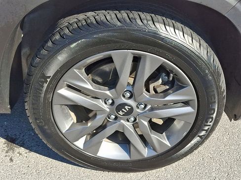 Used 2021 Kia Seltos LX AWD/4WD image 11