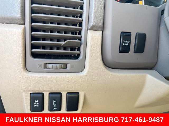 Used 2015 Nissan Titan SV w/ SV Value Truck Package AWD/4WD image 14