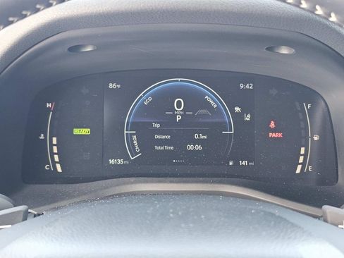 Used 2025 Toyota Camry SE FWD image 29