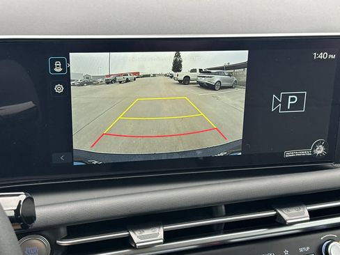 New 2026 Hyundai Tucson SE image 18