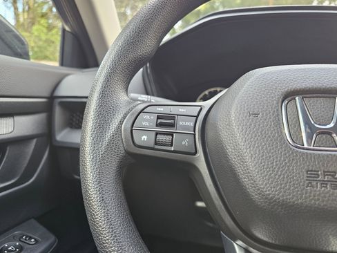 Certified 2025 Honda CR-V LX image 29