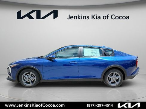 New 2026 Kia K4 FWD image 10
