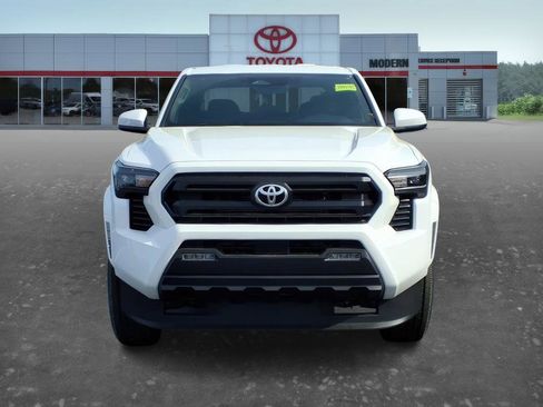 New 2026 Toyota Tacoma SR5 image 2