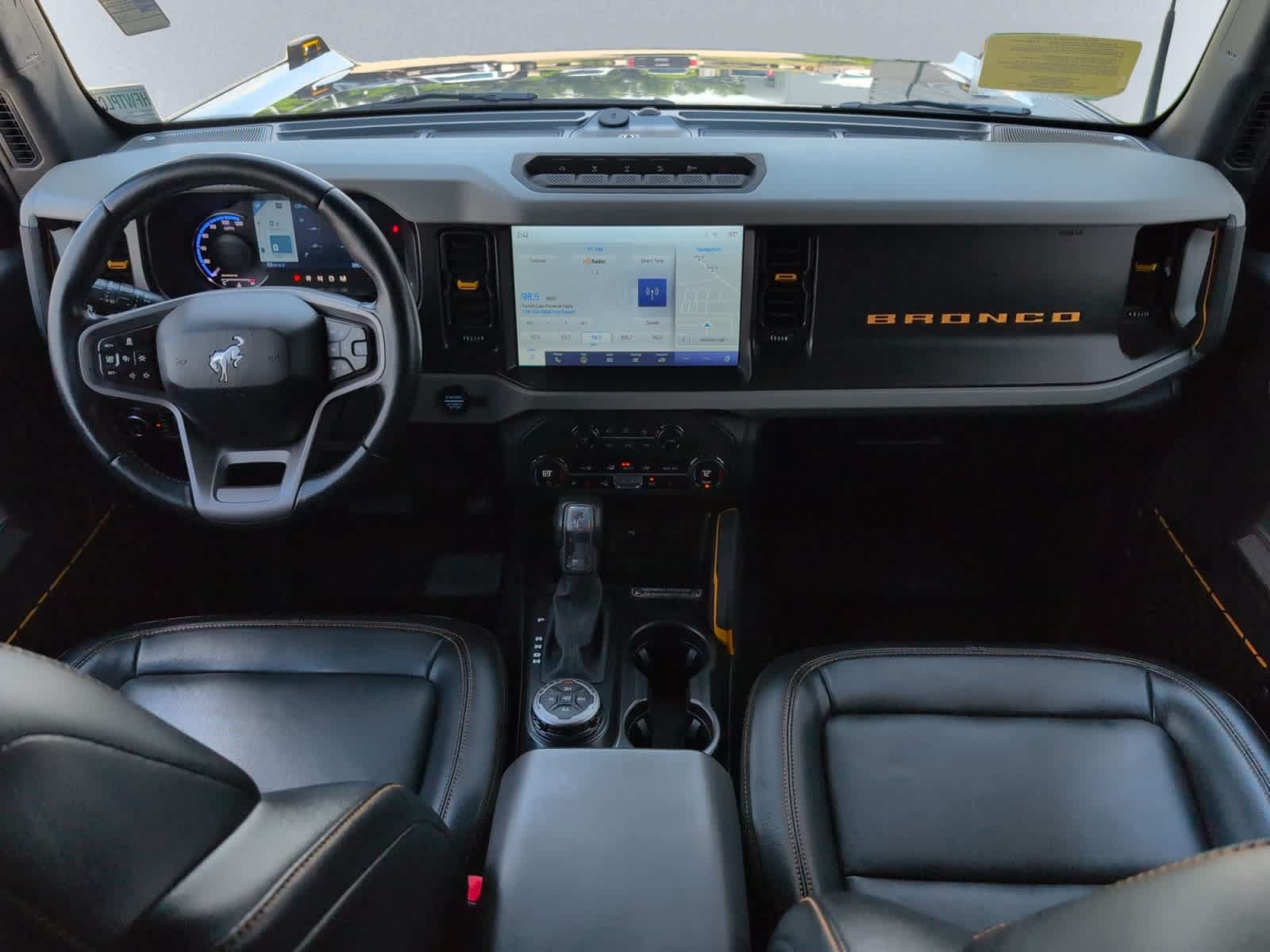 Used 2023 Ford Bronco Badlands AWD/4WD image 6