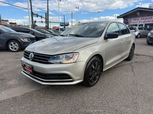 Used 2015 Volkswagen Jetta S FWD image 5