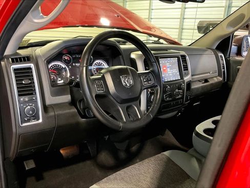 Used 2019 RAM 1500 Big Horn image 15