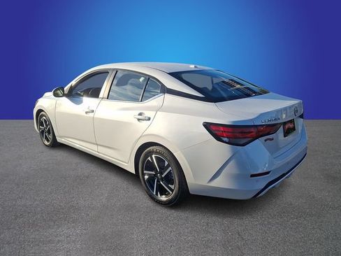 Used 2024 Nissan Sentra SV FWD image 6
