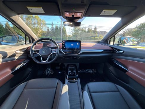 Used 2021 Volkswagen ID.4 Pro S w/ ID.4 Protection Package (IPT) image 31