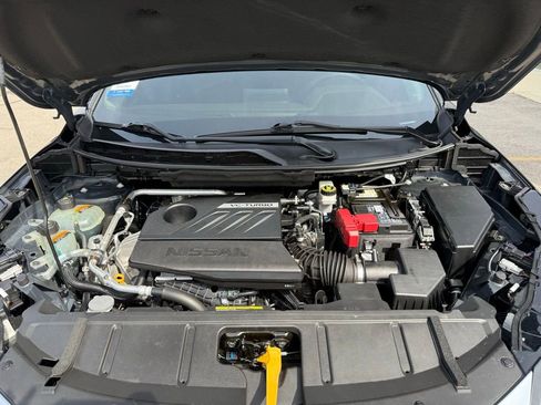 Used 2023 Nissan Rogue SV image 28