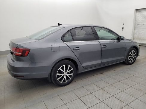 Used 2017 Volkswagen Jetta SE FWD image 10