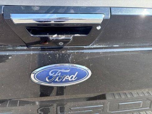 Used 2018 Ford F150 Lariat w/ Equipment Group 502A Luxury AWD/4WD image 29