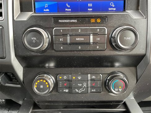 Used 2021 Ford F250 XLT w/ XLT Premium Package image 12