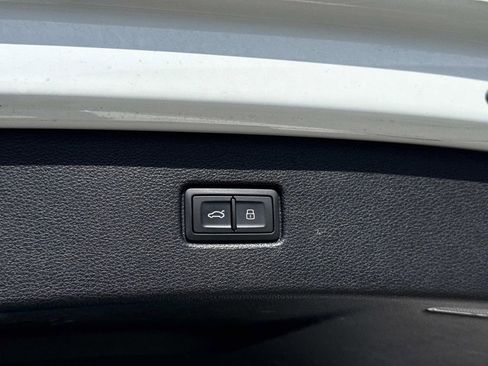 Used 2023 Audi Q7 3.0T Premium Plus image 12