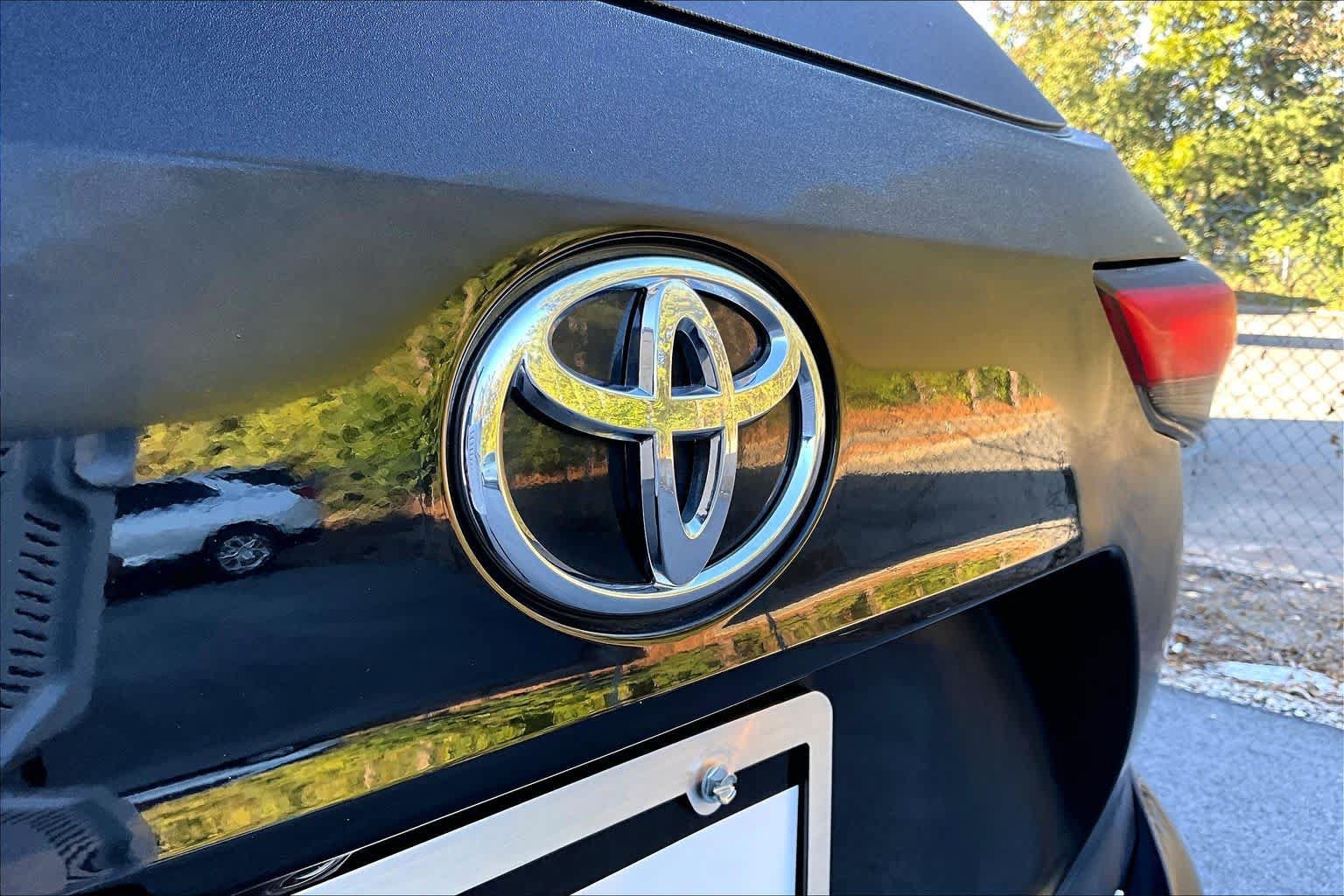 Used 2024 Toyota Highlander XSE FWD image 31