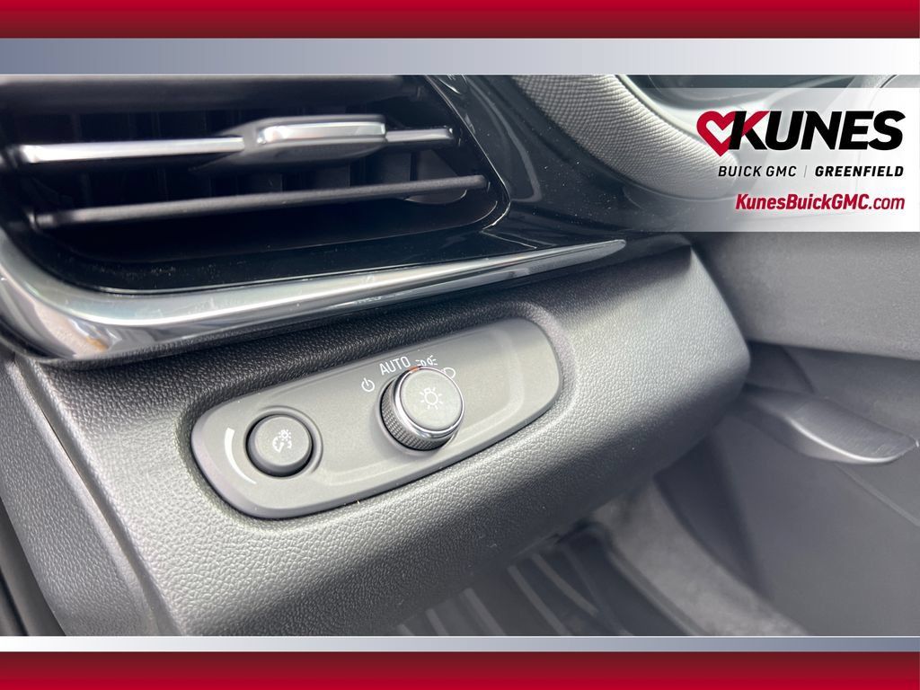 New 2026 Buick Envista Sport Touring w/ Convenience I Package FWD image 17