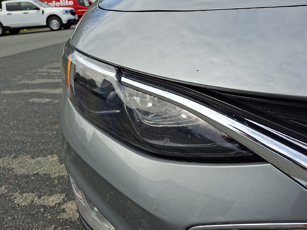 Used 2023 Chevrolet Malibu LT FWD image 9