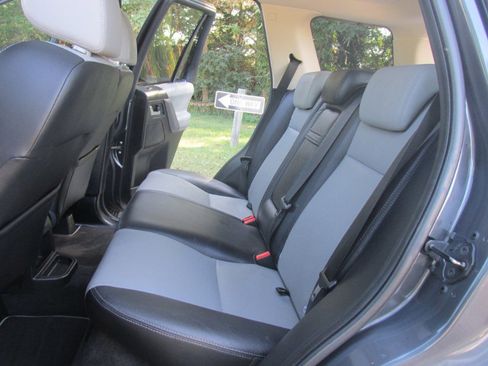 Used 2010 Land Rover LR2 HSE image 76