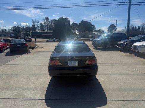Used 2004 Lexus ES 330 image 6