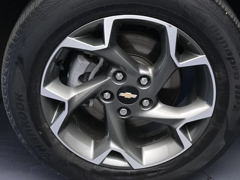 Used 2024 Chevrolet Trax LT FWD image 40
