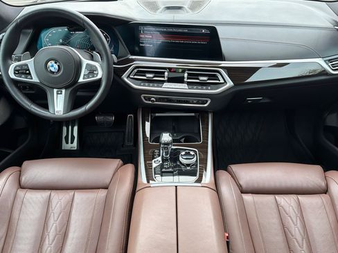 Used 2021 BMW X5 M50i w/ Executive Package image 17