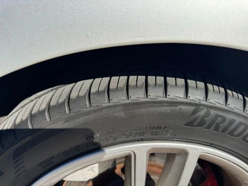 Used 2015 Tesla Model S 85D image 12