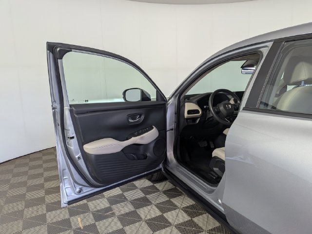 Used 2024 Honda HR-V LX image 14