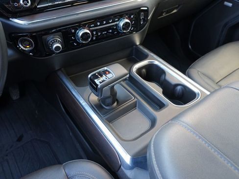 Used 2023 GMC Sierra 1500 SLT w/ SLT Premium Package image 28