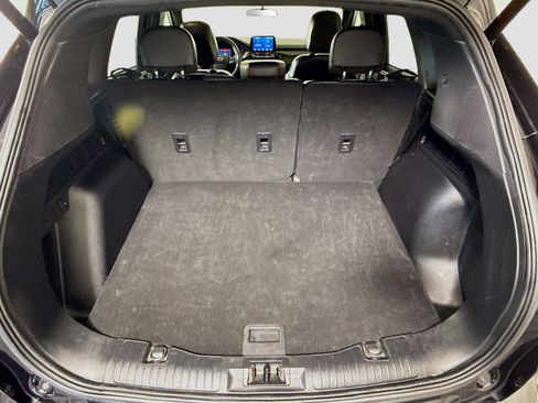 Used 2023 Ford Escape ST-Line image 35